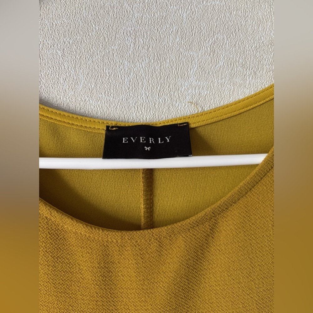 Everly | Mustard lace cuff shift dress | Women’s size S - Picture 3 of 6